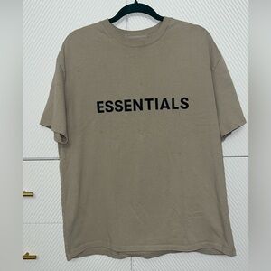 Men’s Size Small Fear of God Essentials Cream T-Shirt Applique Logo SS20